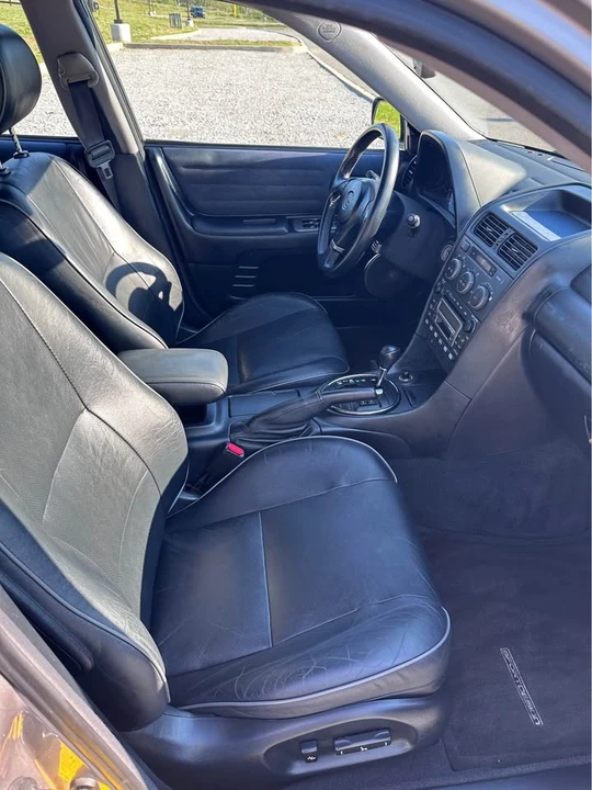 2003 Lexus IS 1st Gen - Image 13 of 19