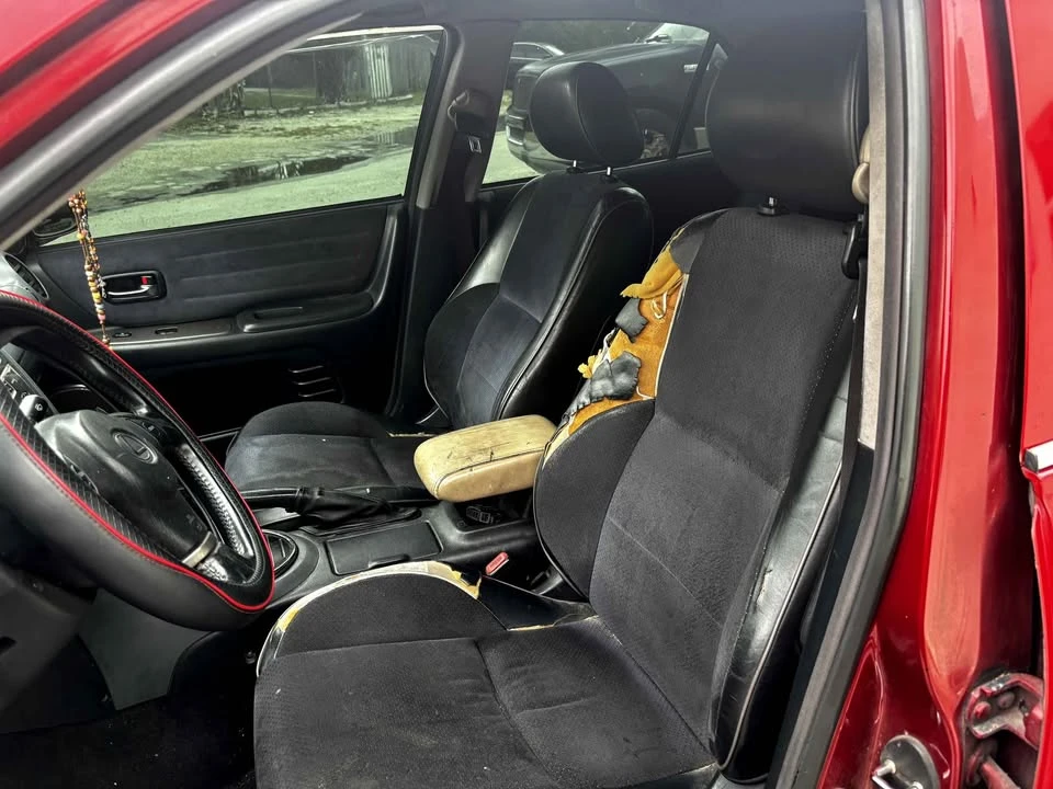 2003 Lexus IS 1st Gen - Image 7 of 8