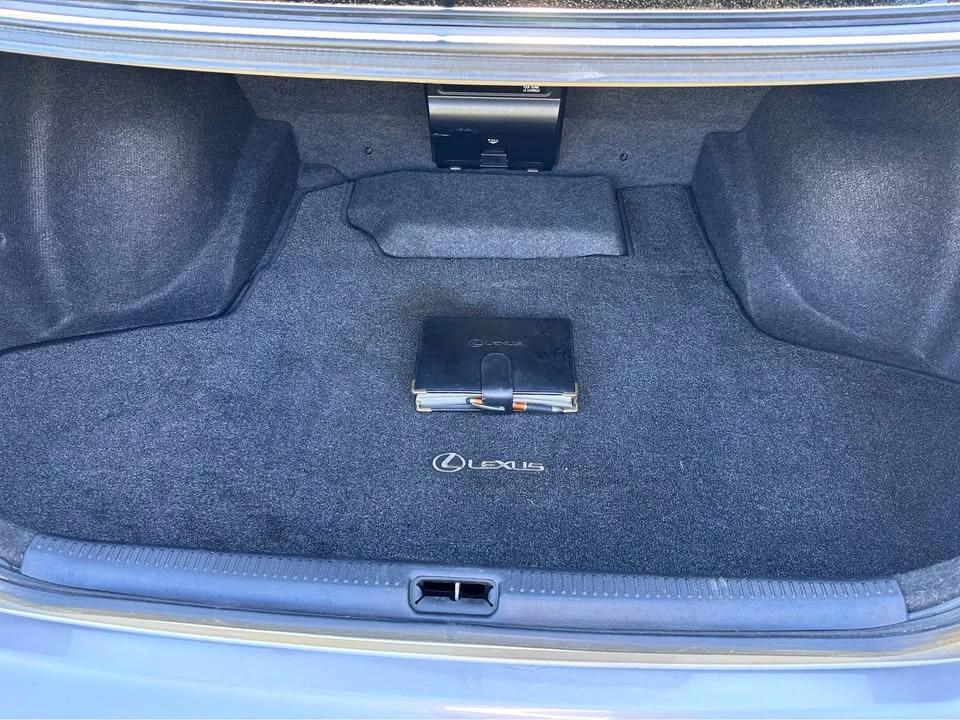 2003 Lexus IS 1st Gen - Image 15 of 19