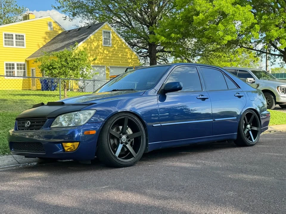 2003 Lexus IS 1st Gen - Image 18 of 20