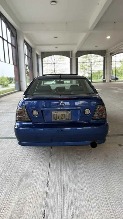 2003 Lexus IS 1st Gen - Image 3 of 19