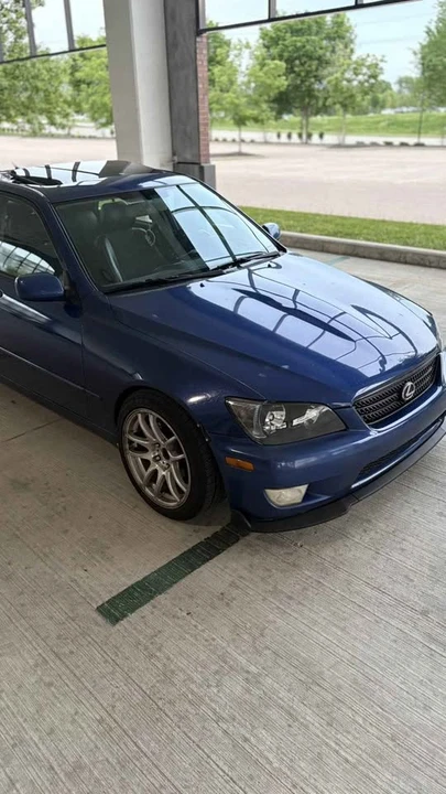 2003 Lexus IS 1st Gen - Image 16 of 19