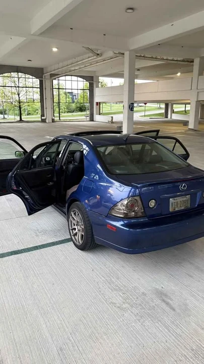 2003 Lexus IS 1st Gen - Image 7 of 19