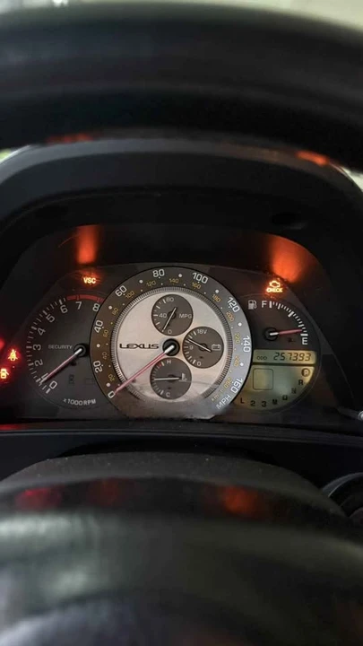 2003 Lexus IS 1st Gen - Image 13 of 19