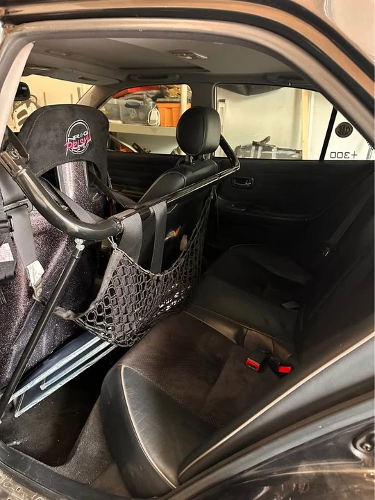 2003 Lexus IS 1st Gen - Image 5 of 15