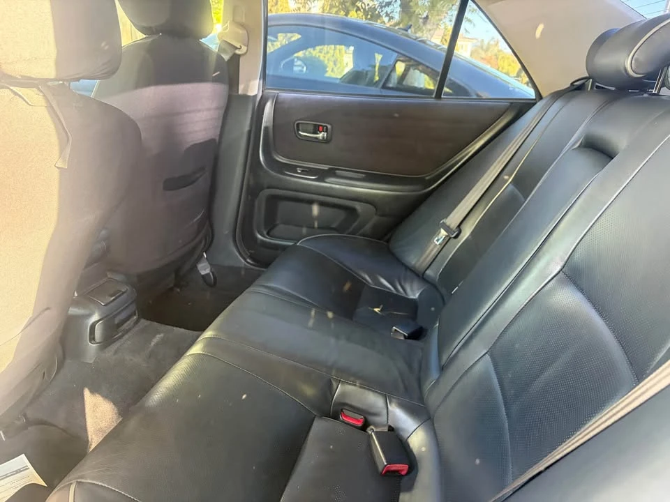 2003 Lexus IS 1st Gen - Image 6 of 8