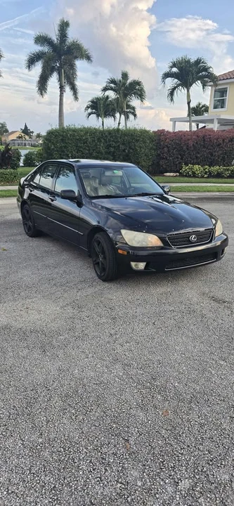 2003 Lexus IS 1st Gen - Image 2 of 20