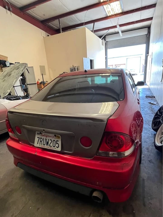 2003 Lexus IS 1st Gen - Image 2 of 6