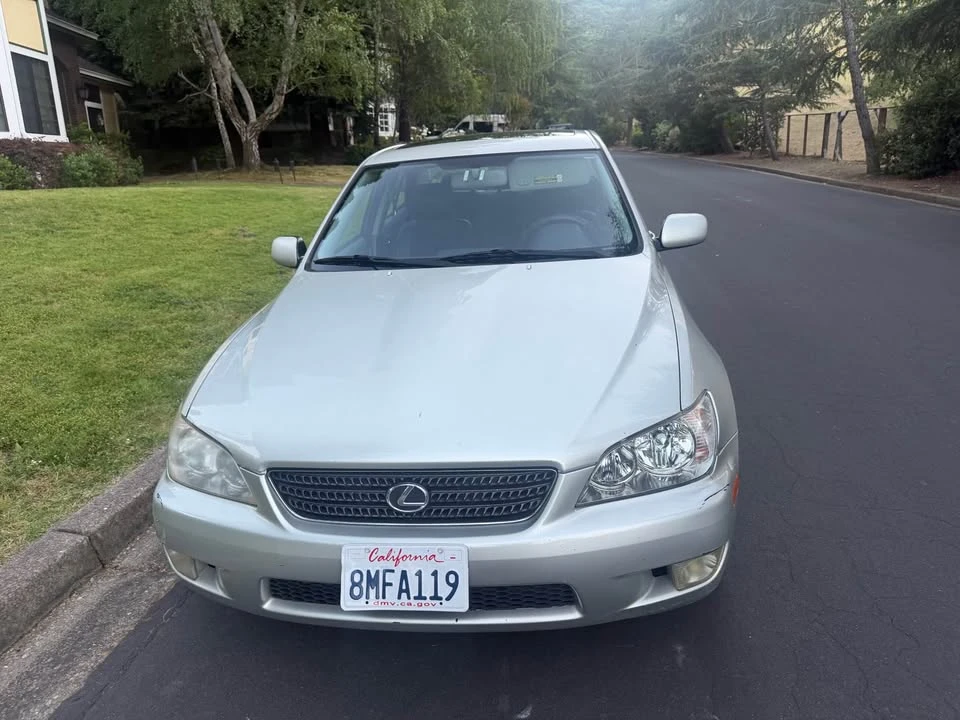 2003 Lexus IS 1st Gen - Image 3 of 7