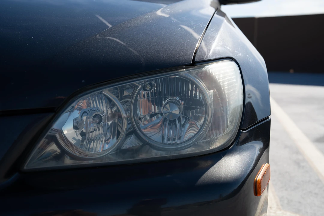 2003 Lexus IS 1st Gen - Image 18 of 31