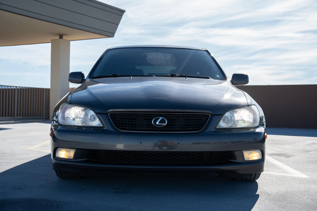 2003 Lexus IS 1st Gen - Image 6 of 31