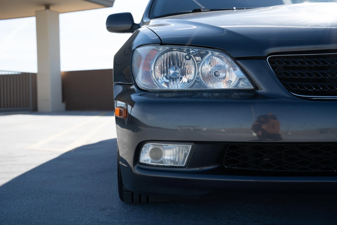 2003 Lexus IS 1st Gen - Image 13 of 31