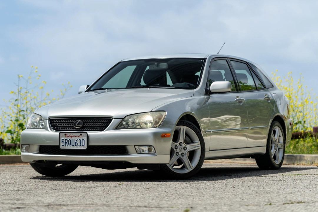 2003 Lexus IS 1st Gen - Image 6 of 31