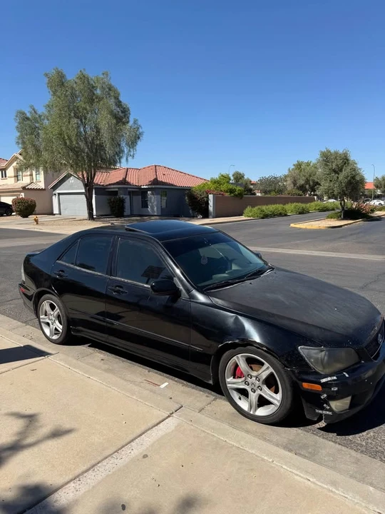 2003 Lexus IS 1st Gen - Image 2 of 11