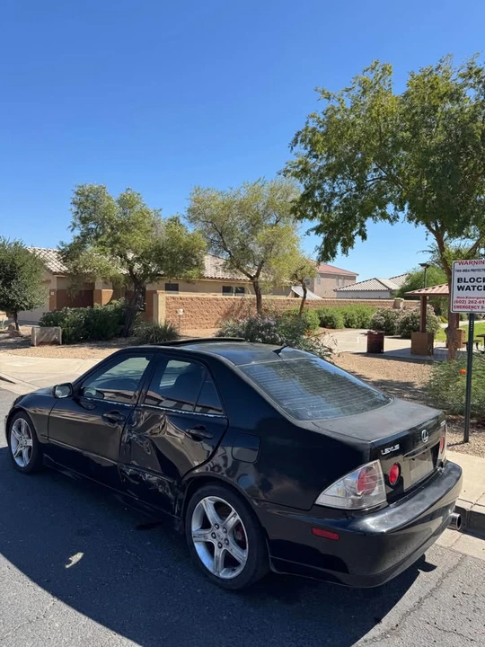 2003 Lexus IS 1st Gen - Image 9 of 11