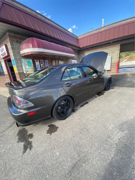 2003 Lexus IS 1st Gen - Image 3 of 4