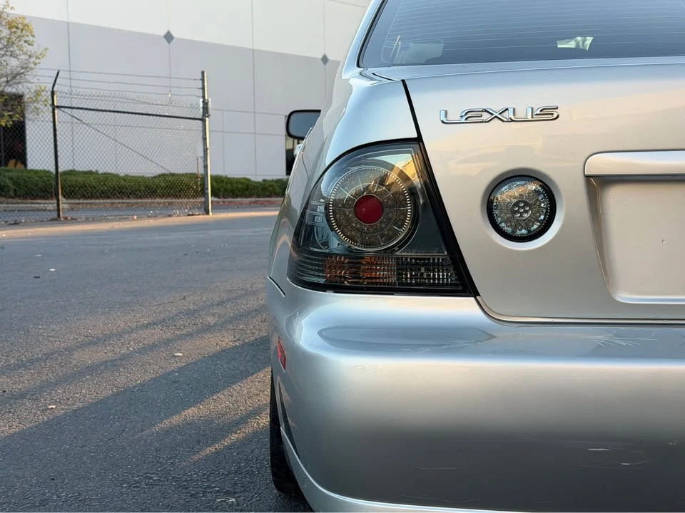 2003 Lexus IS 1st Gen - Image 3 of 6
