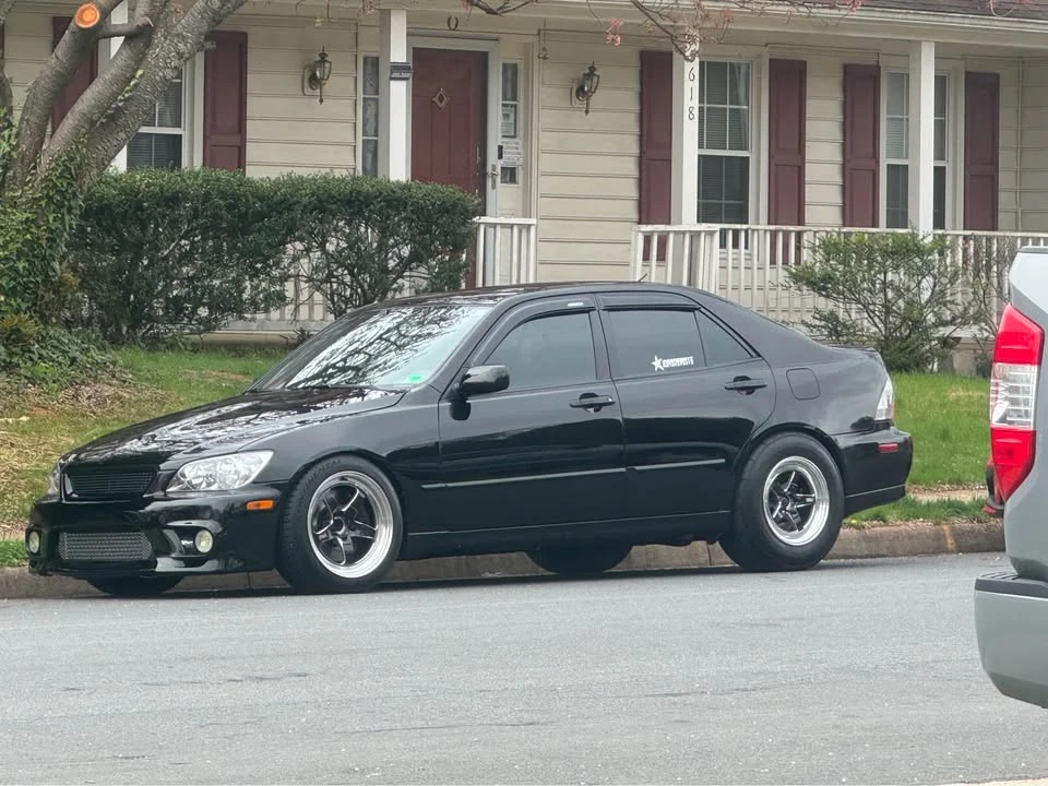 2003 Lexus IS 1st Gen - Image 2 of 16