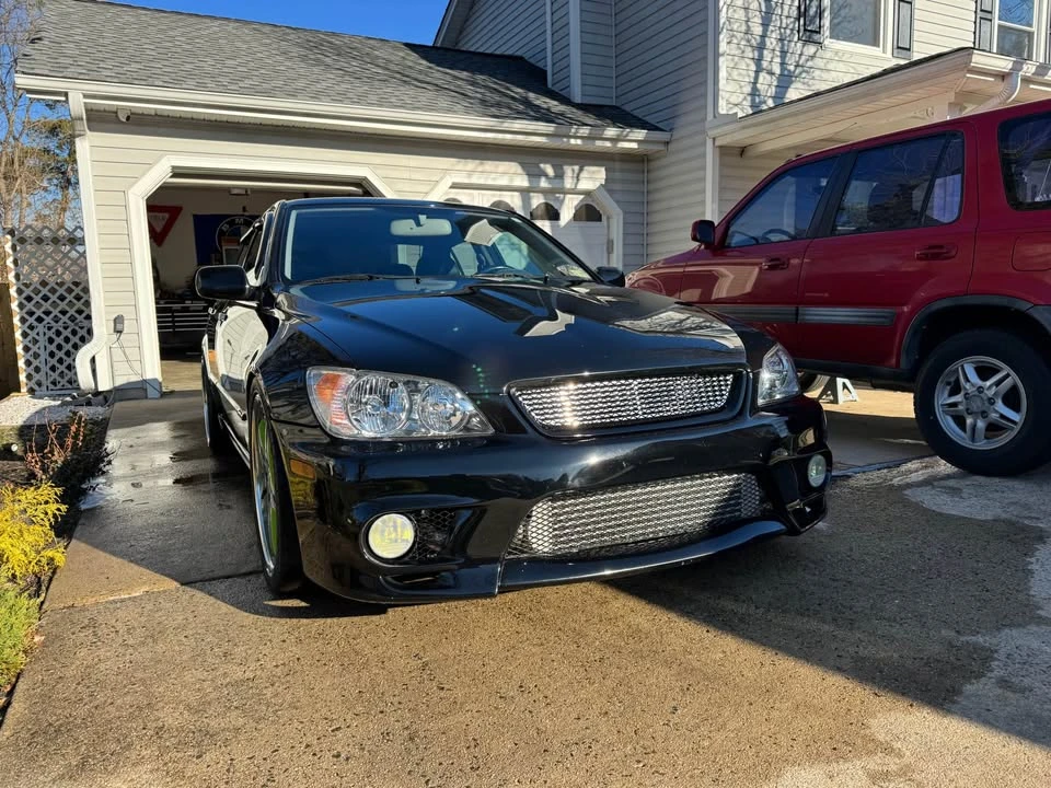 2003 Lexus IS 1st Gen - Image 9 of 16