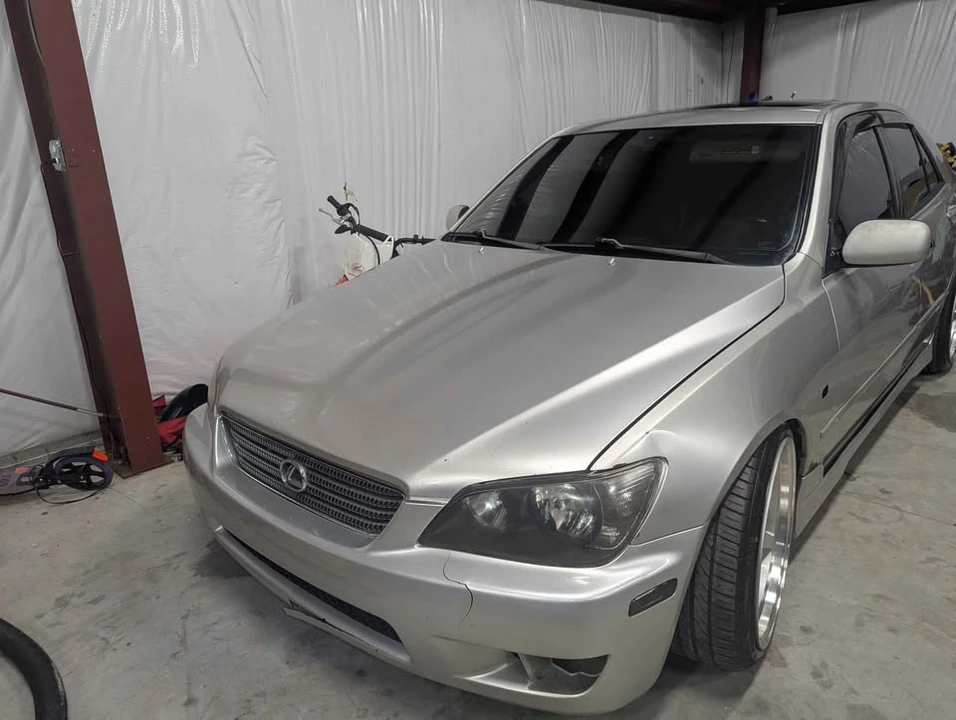2003 Lexus IS 1st Gen - Image 8 of 14
