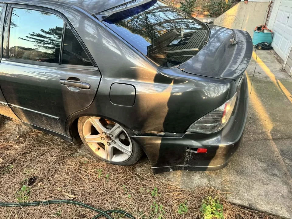 2003 Lexus IS 1st Gen - Image 6 of 9