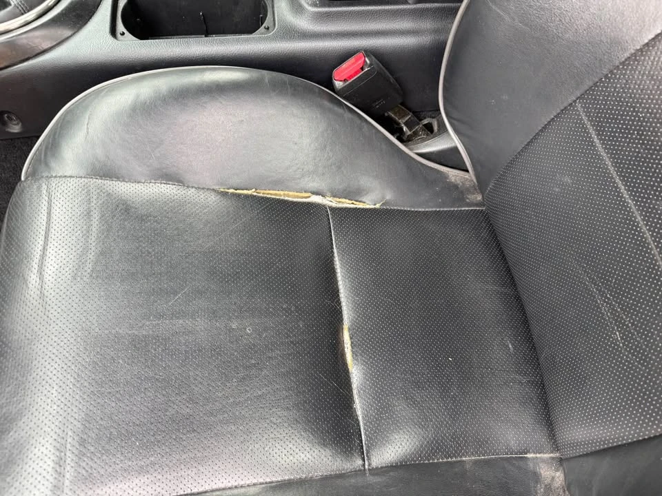 2003 Lexus IS 1st Gen - Image 7 of 8