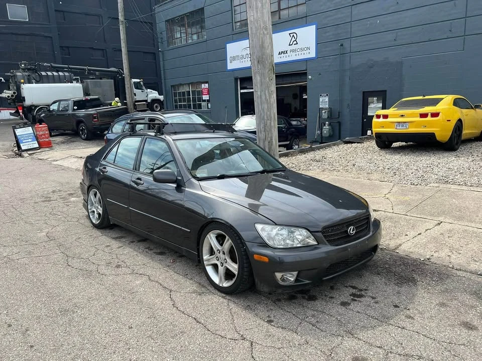 2003 Lexus IS 1st Gen - Image 7 of 16