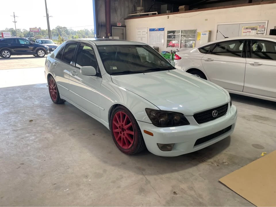 2003 Lexus IS 1st Gen - Image 2 of 6