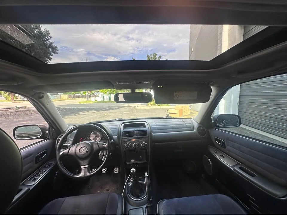 2003 Lexus IS 1st Gen - Image 9 of 21