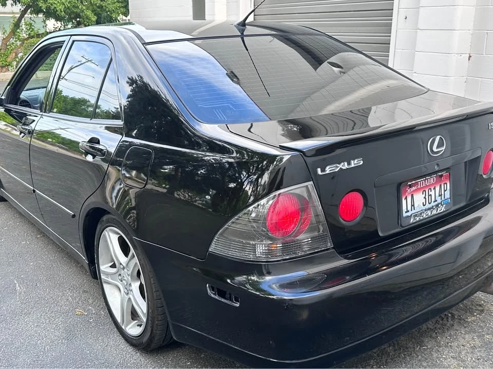 2003 Lexus IS 1st Gen - Image 20 of 21