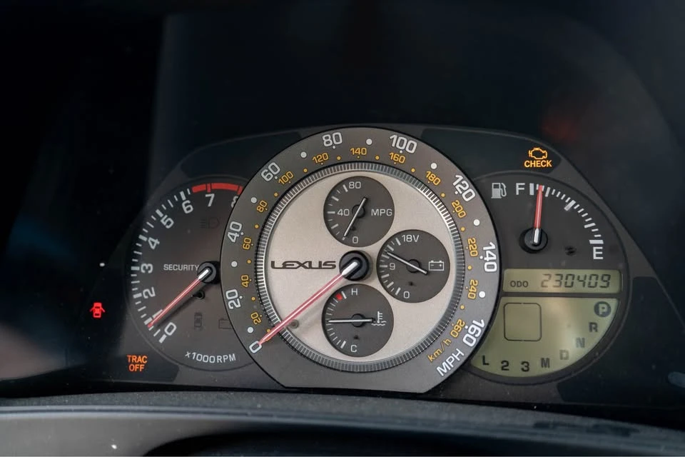 2003 Lexus IS 1st Gen - Image 11 of 15