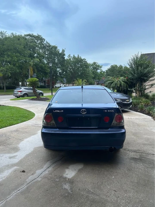 2003 Lexus IS 1st Gen - Image 5 of 20