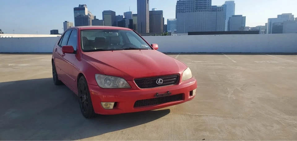 2003 Lexus IS 1st Gen - Image 2 of 13