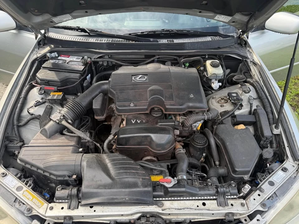2003 Lexus IS 1st Gen - Image 3 of 16