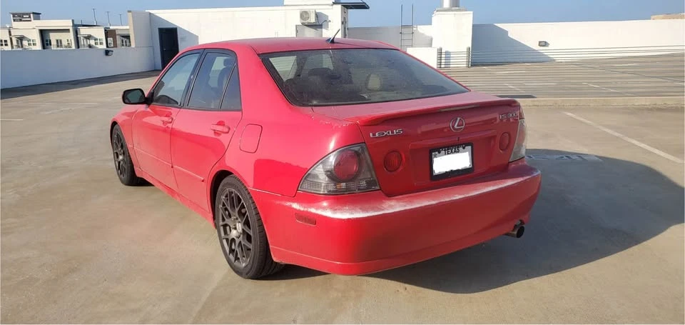 2003 Lexus IS 1st Gen - Image 5 of 13