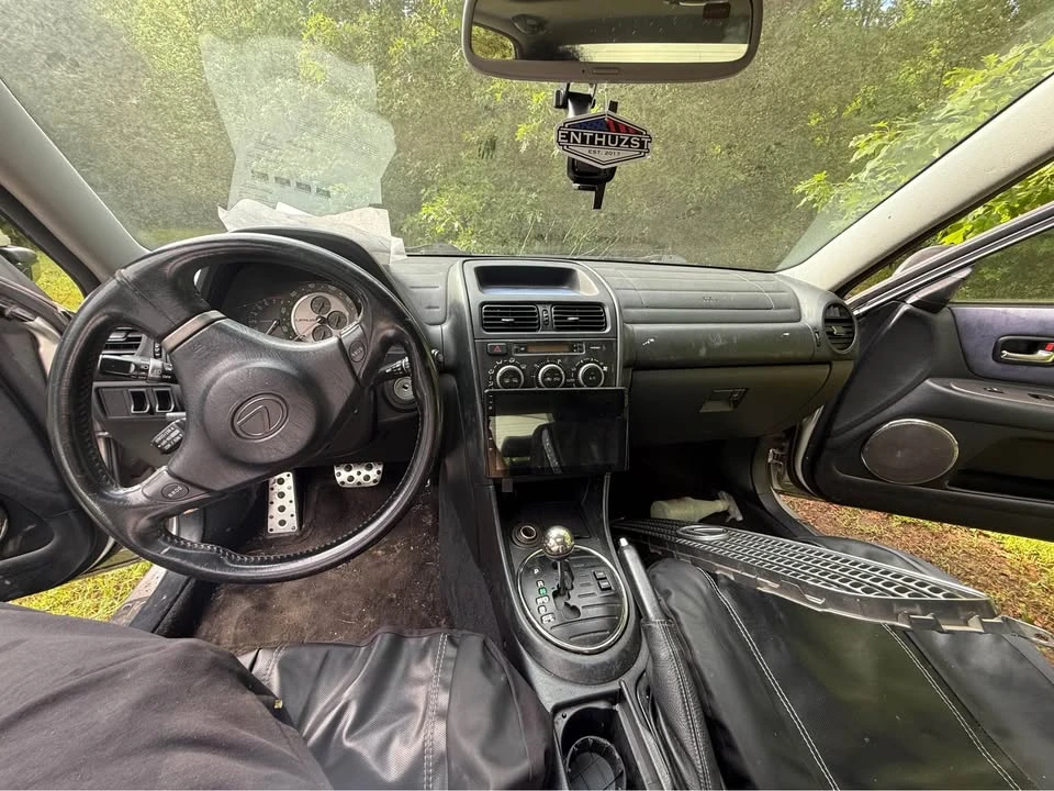 2003 Lexus IS 1st Gen - Image 12 of 16
