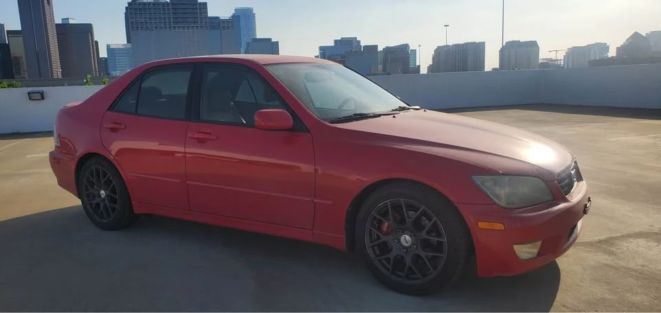 2003 Lexus IS 1st Gen - Image 3 of 13