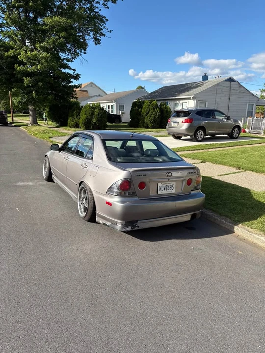 2003 Lexus IS 1st Gen - Image 3 of 14