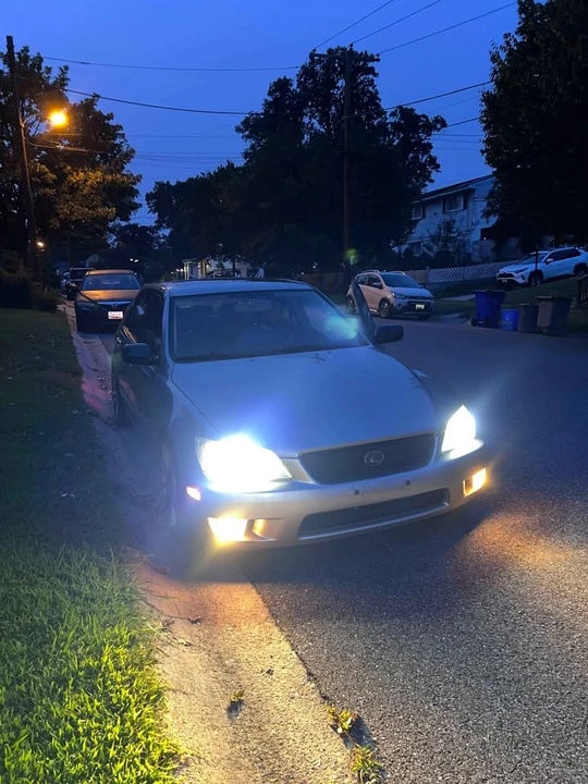 2003 Lexus IS 1st Gen - Image 13 of 13