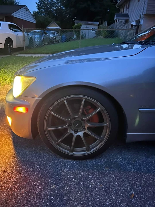 2003 Lexus IS 1st Gen - Image 3 of 13