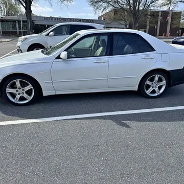 2003 Lexus IS 300 Sedan 4D