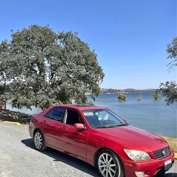 2003 Lexus IS 300 Sedan 4D