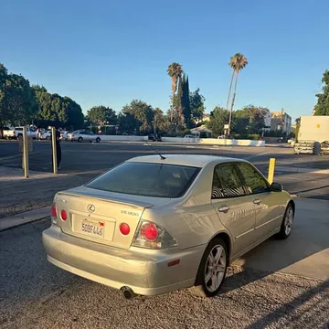2003 Lexus IS 300 Sedan 4D