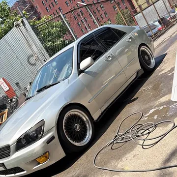 2003 Lexus IS 300 Sedan 4D