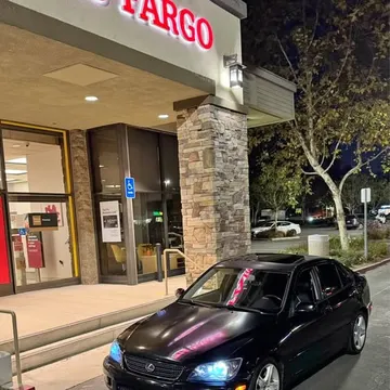 2003 Lexus IS 300 Sedan 4D