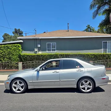 2003 Lexus IS 300 Sedan 4D