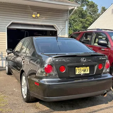 2003 Lexus IS 300 Sedan 4D