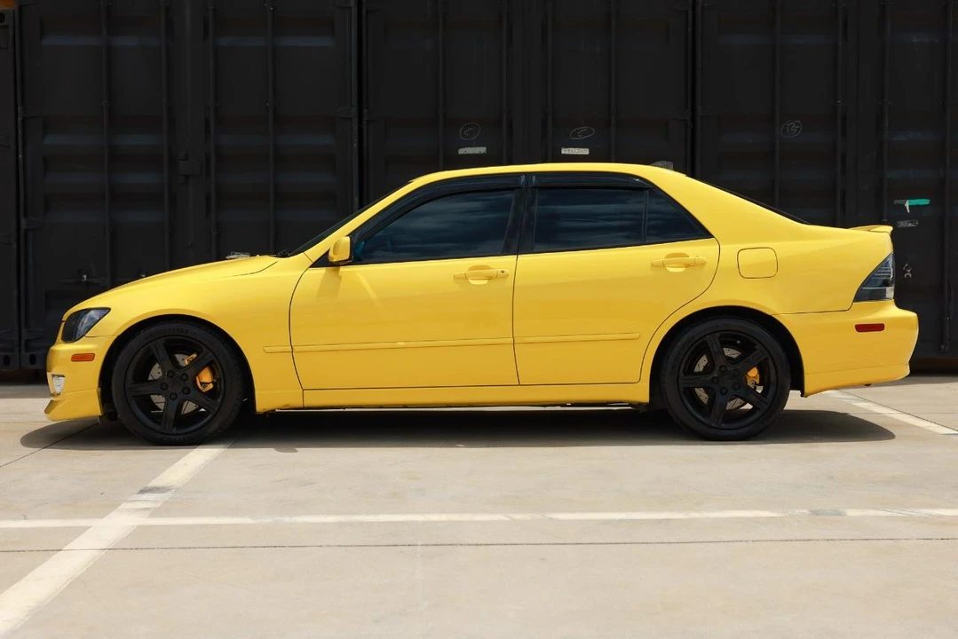 2003 Lexus IS 1st Gen - Image 3 of 31