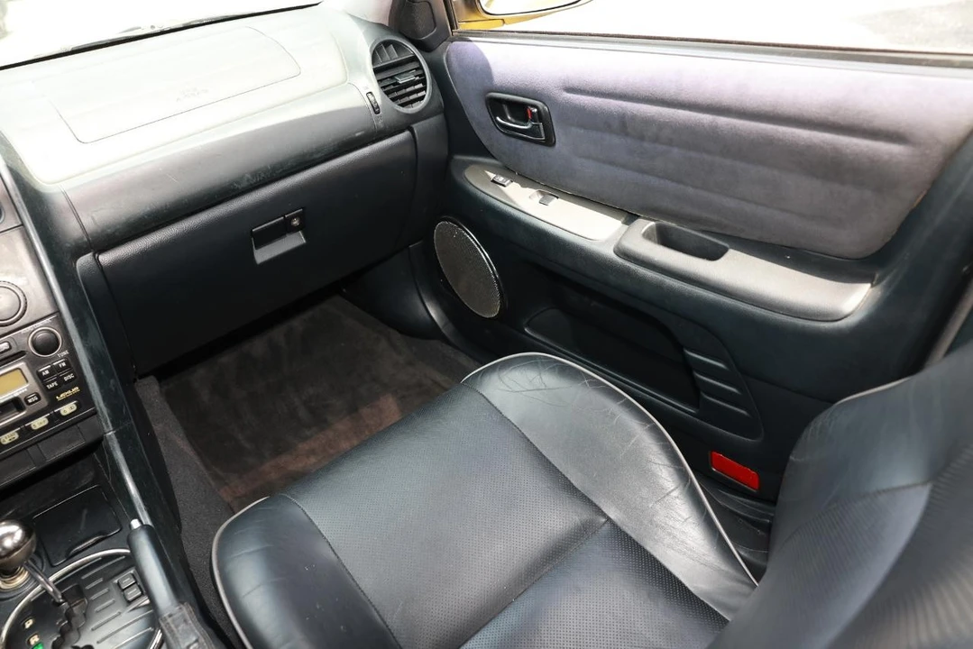 2003 Lexus IS 1st Gen - Image 22 of 31