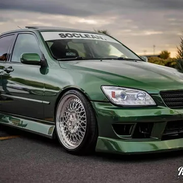 2003 Lexus IS300